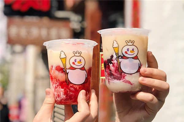 蜜雪冰城费用明细及条件：蜜雪冰城乡镇开店流程及总部支持